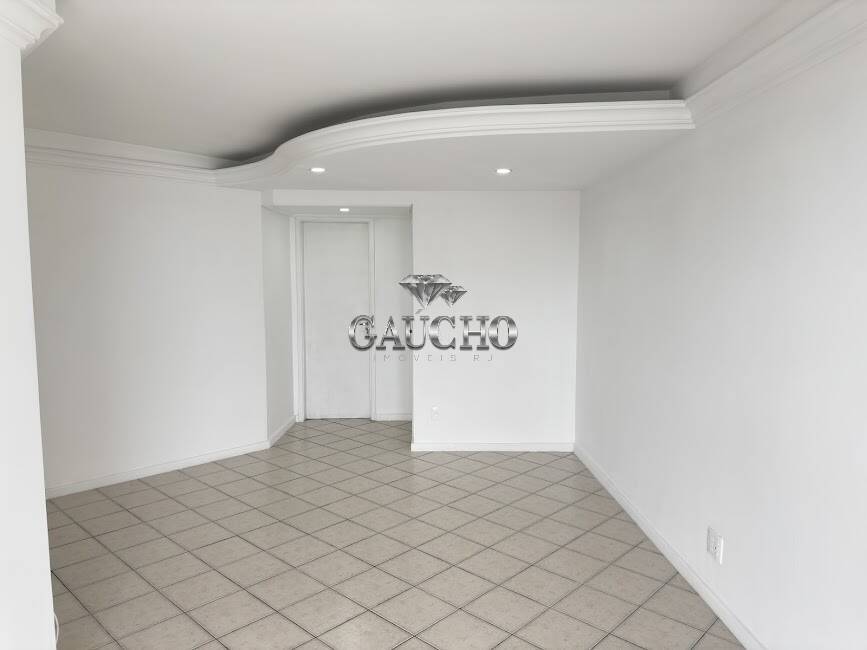 Apartamento para alugar com 3 quartos, 75m² - Foto 9
