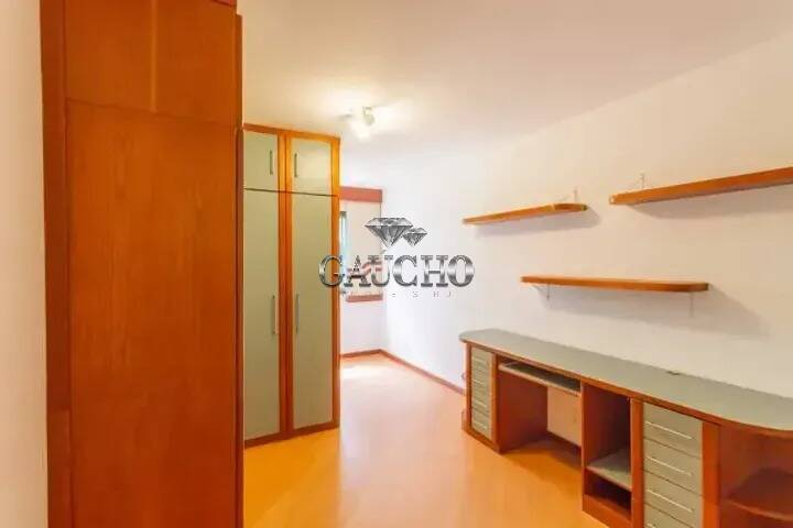 Apartamento para alugar com 4 quartos, 130m² - Foto 9
