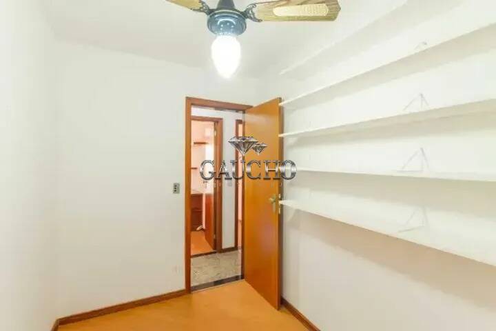 Apartamento para alugar com 4 quartos, 130m² - Foto 16